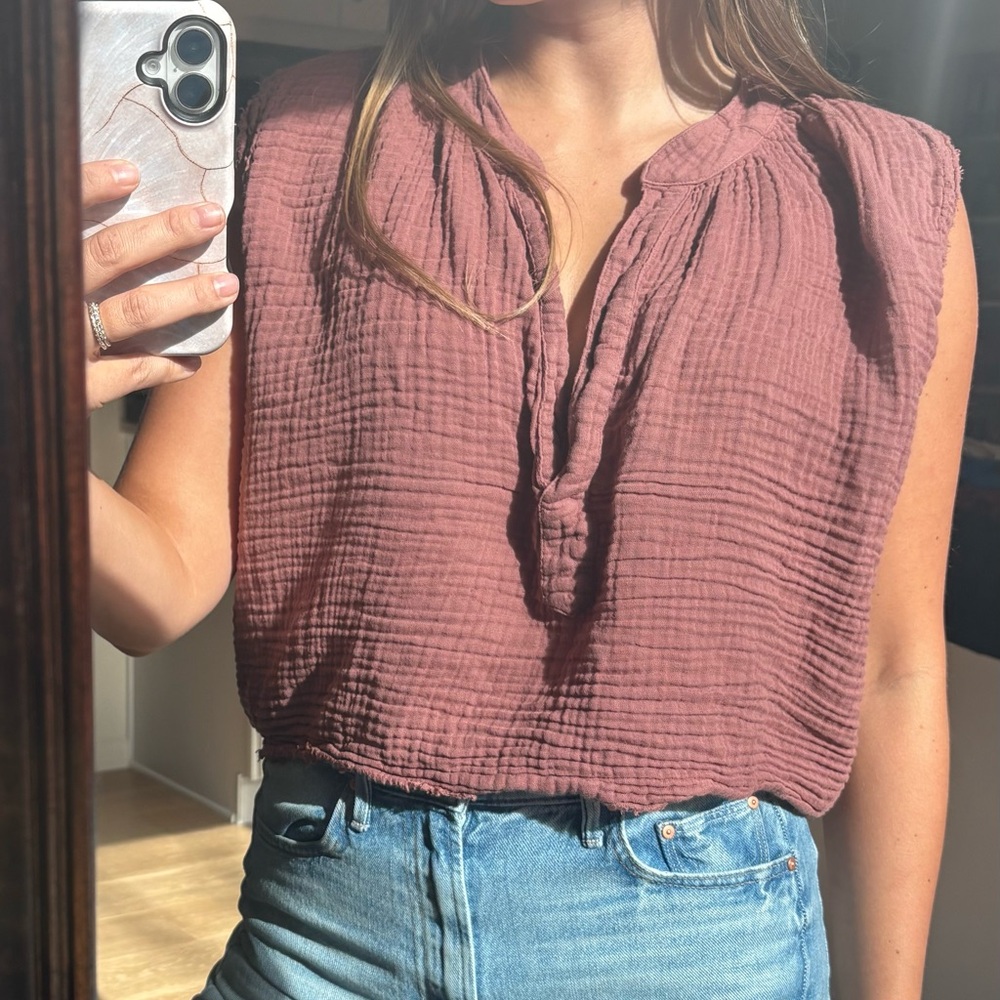 9Seed Sleeveless Top